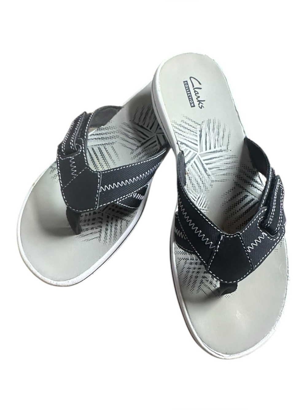 Clarks Women’s Brinkley Calm Sandals – Black/White Thong Style – Size 8M